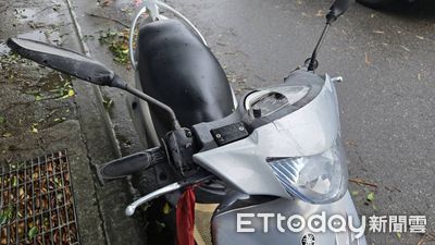 康芮又奪1命？台中男騎車上班疑遭樹壓亡　時間在「陸警解除前」