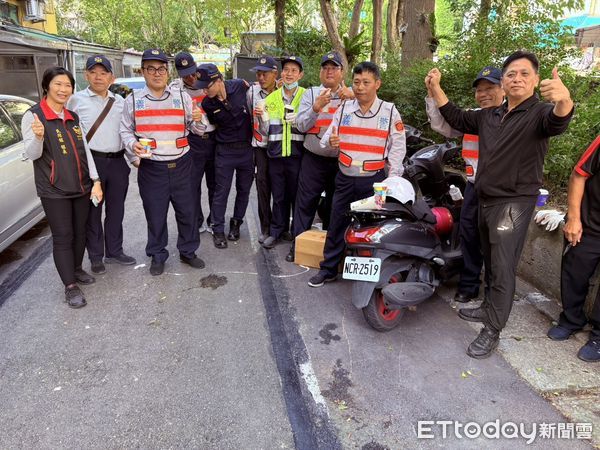 ▲文山一分局長許城銘發動文山區義警民防人員投入災後清掃重建工作。（圖／記者張君豪翻攝）