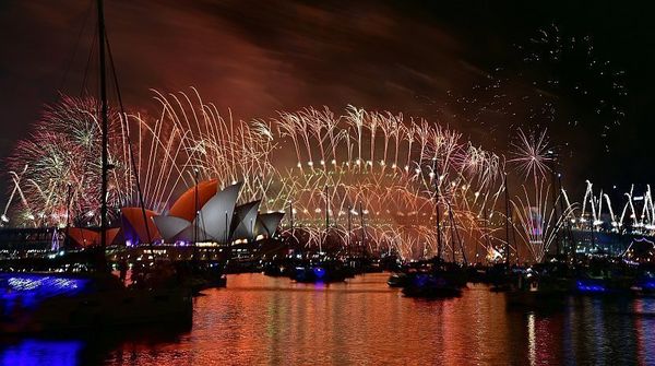 ▲▼雪梨跨年煙火（Sydney New Year’s Eve Fireworks）是一年一度的旅遊盛事，也是全球最早開始的煙火慶典。（圖／部落客Travel with Leo授權提供，勿擅自翻攝）