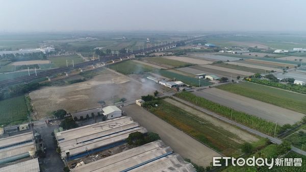 ▲為有效減少露天燃燒引起空氣污染，台南市環保局啟動「無人機露燃查緝專案-飛鷹計畫」，除結合無人機和AI科技，讓違規行為無所遁形。（圖／記者林東良翻攝，下同）