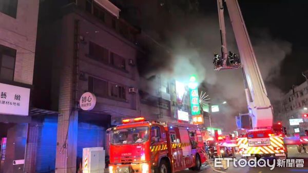 ▲▼高雄三民區3死惡火。（圖／記者吳奕靖翻攝）