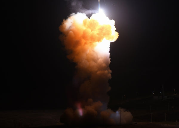 ▲▼試射義勇兵3型（Minuteman III）洲際彈道飛彈。（圖／美國空軍全球打擊司令部）