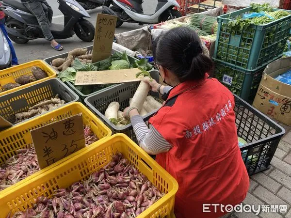 ▲根莖類食材在儲存過程中容易發芽，不同食材發芽後對健康的影響有所不同。（圖／南投縣衛生局提供，下同）