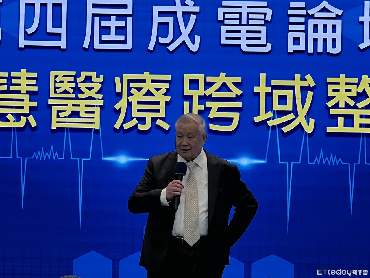 記憶體旺宏「關了又關」明起2度處置 黃仁勳背板新兵永擎也入列