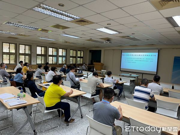 ▲沒用完怕浪費！飼主網路販售「貓咪除蚤劑」遭罰9萬　動保處1叮嚀（圖／新北市動保處提供）