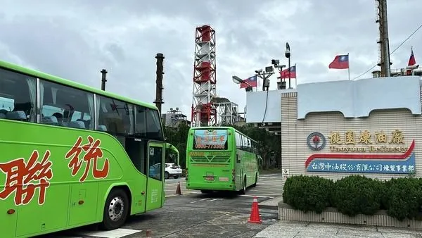 ▲桃園環保局「包公車」總體檢桃園煉油廠