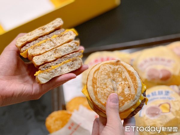 ▲▼麥當勞McGriddles「厚鬆餅堡系列」。（圖／記者蕭筠攝）