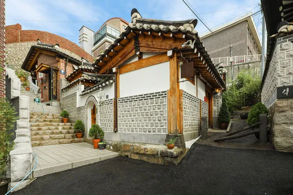 ▲▼首爾韓屋旅宿Luxury hanok with private foot bathtub - SN10。（圖／Booking.com提供）