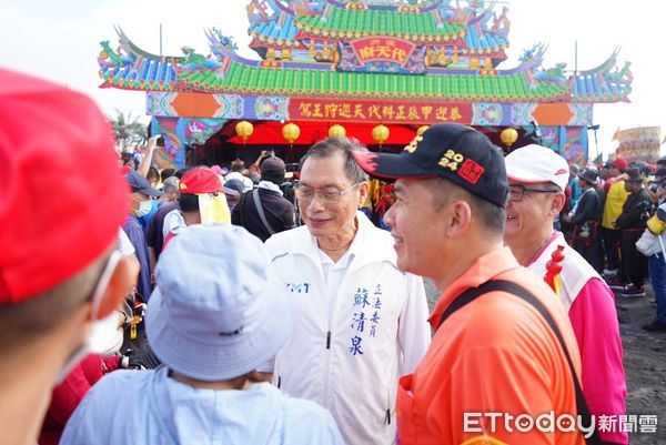 ▲蘇清泉參與南州迎王平安祭典活動             。（圖／蘇清泉服務處提供）