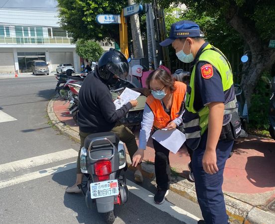 ▲彰化監理站稽查微電車。（圖／彰化監理站提供）