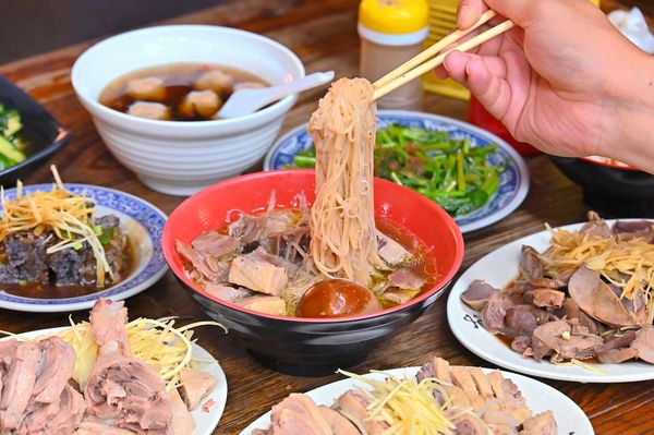 ▲▼水湳鴨肉冬粉當歸鴨麵線，台中水湳市場美食。（圖／橘子狗提供）