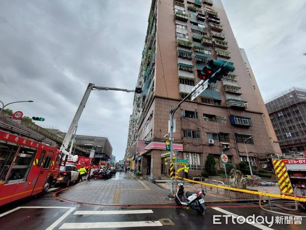 ▲▼土城社區大樓死亡火警。（圖／記者陸運陞翻攝）