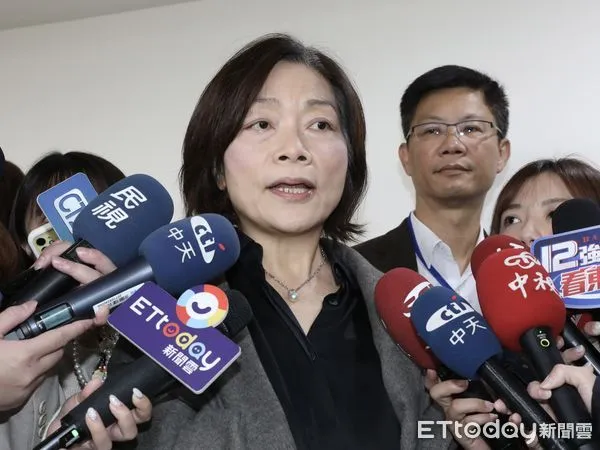 ▲▼勞動部長何佩珊 立法院備詢 聯訪。（圖／記者屠惠剛攝）