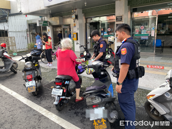 ▲▼微型電動二輪車將納入管理，鳳林警方持續向轄區內機車店及騎士進行宣導。（圖／鳳林警分局提供，下同）