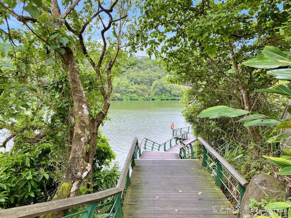 ▲▼龍潭湖風景區懶人包！多角度欣賞靜謐湖景、特色「大碗公溜滑梯」 超受在地人歡迎。（圖／部落客紫色微笑提供）