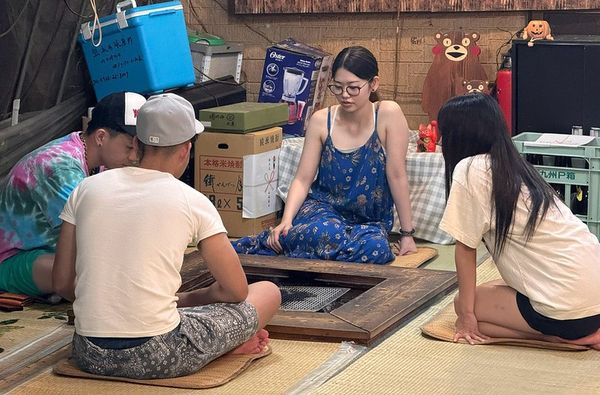 ▲▼熊本隱世美食，深山中的榻榻米炭烤地雞體驗。（圖／小虎食夢網授權提供）