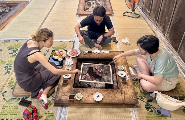 ▲▼熊本隱世美食，深山中的榻榻米炭烤地雞體驗。（圖／小虎食夢網授權提供）