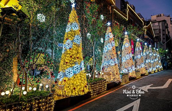 ▲▼台中老宅再度變身「夢幻薑餅屋」點亮千顆燈泡超好拍。（圖／部落客nini and blue提供）