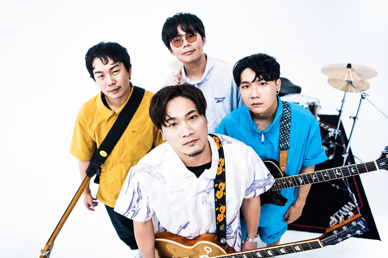 ▲▼樂團夕陽武士推出新專輯《萬事如意》，專輯由金曲樂團血肉果汁機的靈魂人物阿霖擔任製作人。（圖／藝比呀呀有限公司提供）