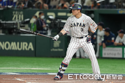 日本隊唯一1人等全場！清宮幸太郎向恩師高國輝道賀　日網友感動