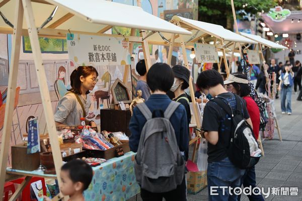 ▲台南市政府研考會24日在藍晒圖文創園區辦理「台南市提升青年公共參與計畫成果展」暨「青年公共議題提案競賽頒獎」。（圖／記者林東良翻攝，下同）