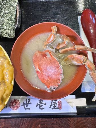 ▲▼北海道余市，うに乃世壱屋，五大熟成海膽丼享受海膽自由的奢華。（圖／小虎提供）