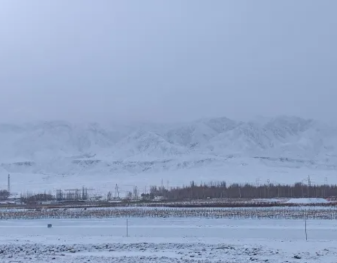 ▲▼甘肅雪景。（圖／翻攝自微博）