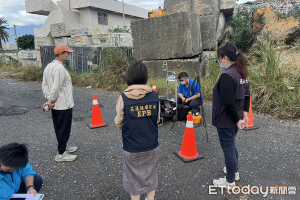 ▲▼環保局緊急借用空氣品質監測車及移動式空氣品質感測設備，24小時全面監控。（圖／花蓮縣政府提供，下同）