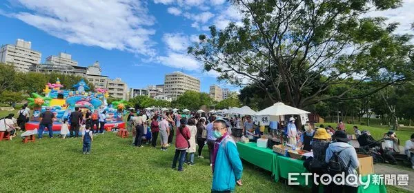 ▲中國附醫淨零碳排有成，6年減碳量達17座大安森林公園。（圖／記者游瓊華攝）