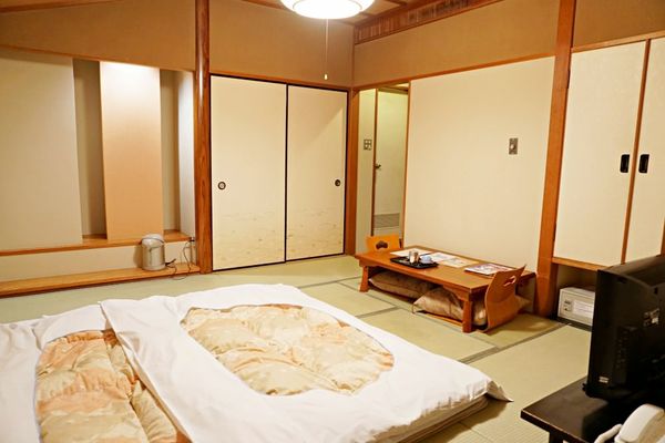 ▲▼這篇依車站分類，給大家當做大阪住宿的參考。（圖／部落客水晶安蹄不務正業過生活授權提供，勿擅自翻攝）