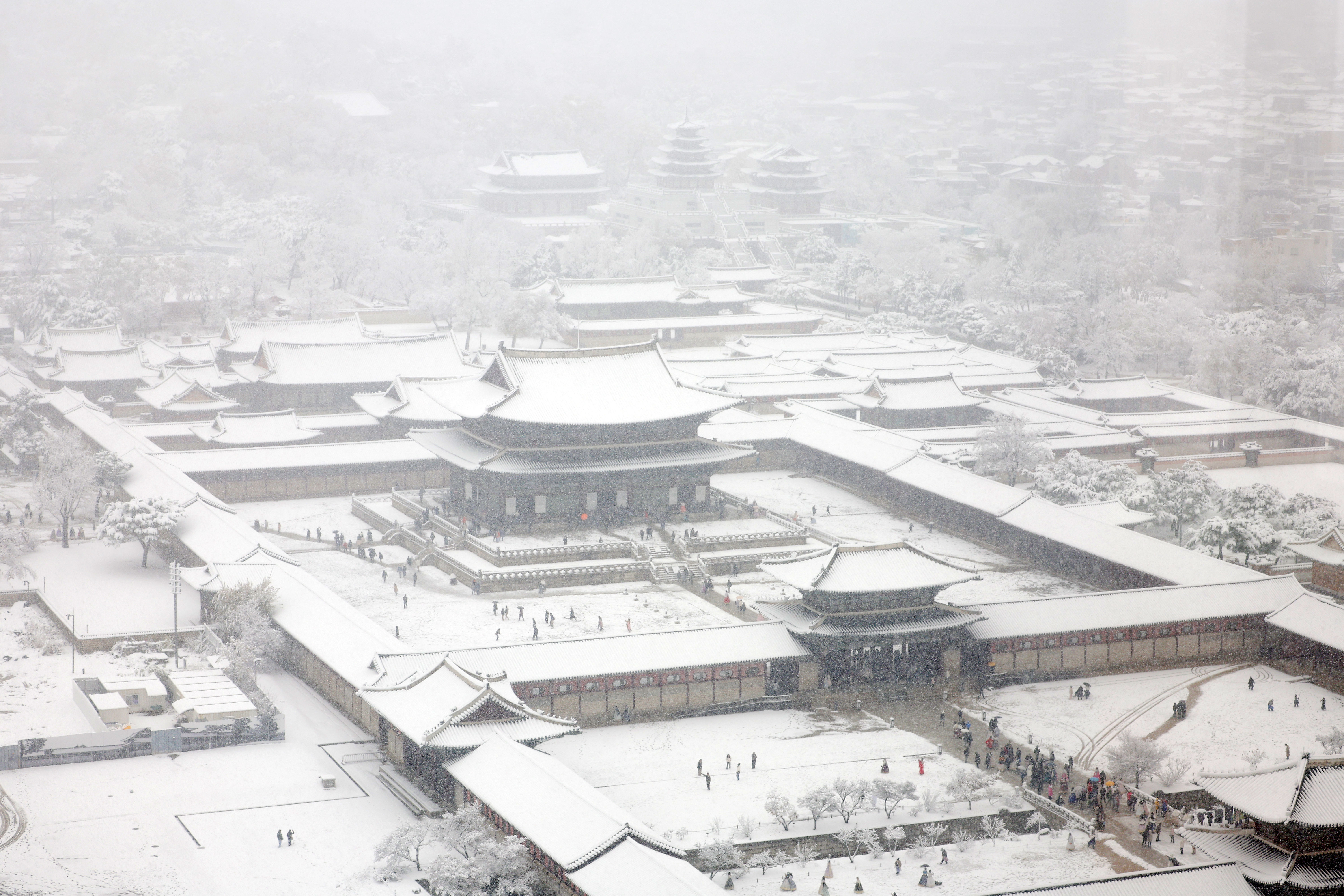 ▲▼景福宮與光化門廣場降下暴雪。（圖／達志影像）