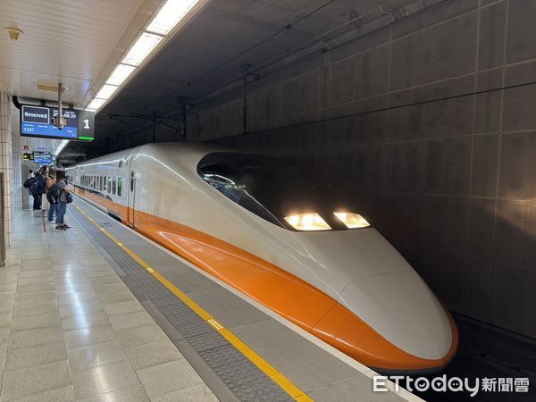 ▲▼高鐵,高鐵列車,板橋站。（圖／記者李姿慧攝）