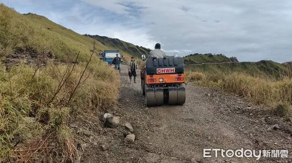 ▲▼康芮毀損多處復建設施，合歡山主峰開放延期 太管處呼籲民眾籲配合施工管制。（圖／太管處提供，下同）