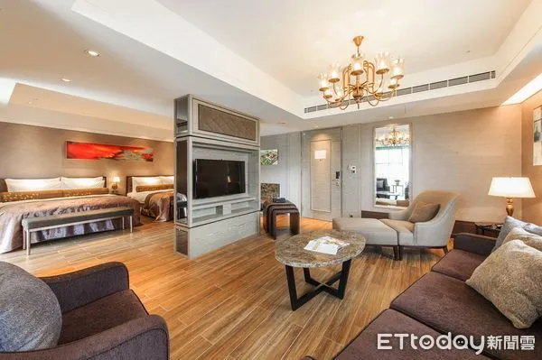 ▲▼    天成飯店集團Cosmos CLUB APP歡慶三周年點數狂飆30倍、超值兌換商品、豪華住宿抽獎 三重驚喜回饋一次擁有   。（圖／天成文旅提供）