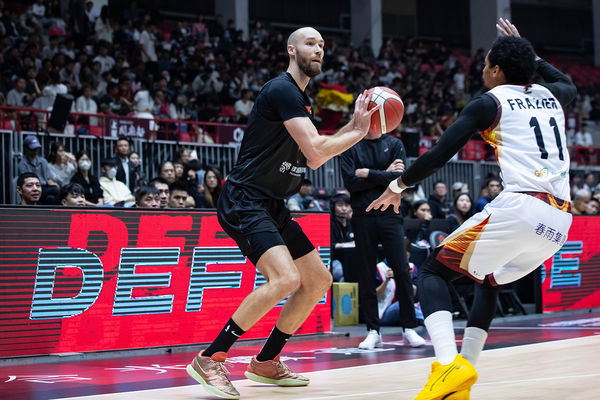 ▲▼領航猿伯朗。（圖／PLG提供）