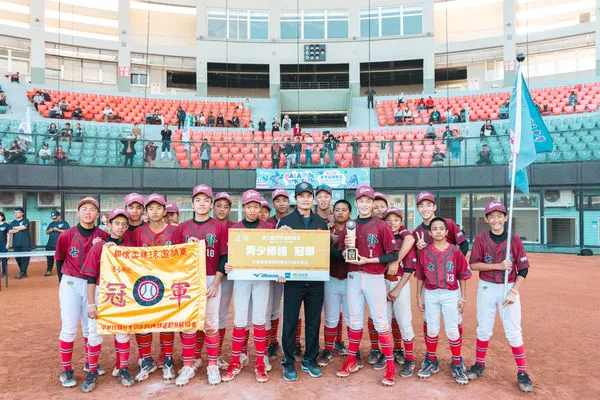 ▲▼七賢國中奪冠，楊承恩完投勝。（圖／原棒協提供）