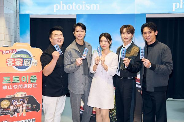 ▲▼利特參加完記者會後，當天還配合宣傳前往華山快閃店。（圖／客家電視台提供）