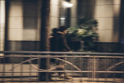 朋友出軌「會提醒／勸說／沉默？」　網給答案：名聲搞不好更慘