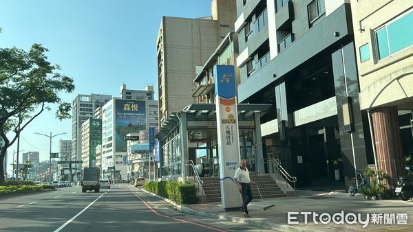 ▲▼  高雄,福德一路,五塊厝站           。（圖／記者張雅雲攝）