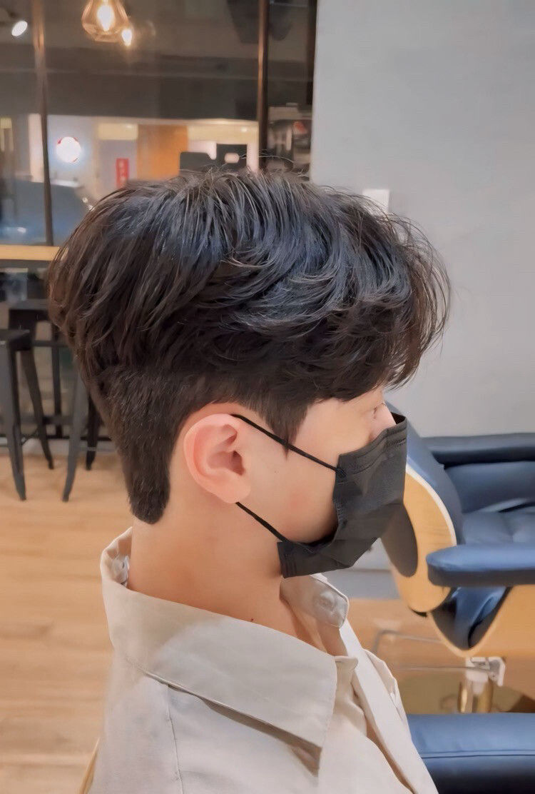 ▲男生髮型       。（圖／翻攝自IG）