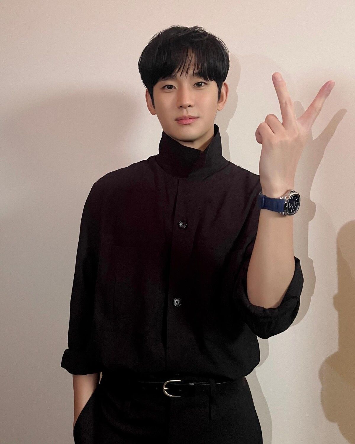 ▲男生髮型       。（圖／翻攝自IG）