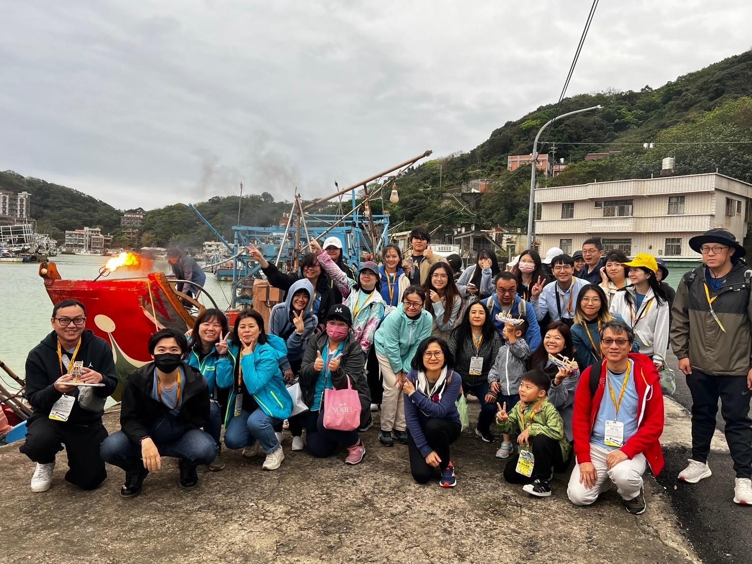 ▲▼ 永續,金山,蹦火仔,友善漁法,磺火,金山漫遊,南山人壽,員旅。（圖／南山人壽提供）