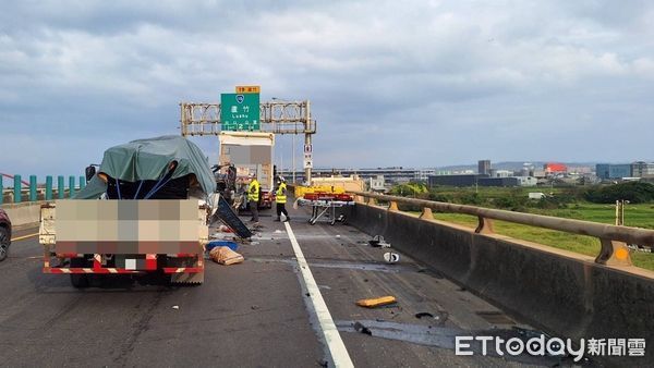 ▲台61嚴重車禍，目前已知造成1死3傷。（圖／記者沈繼昌翻攝，下同）