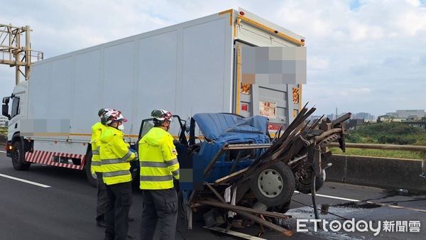 ▲台61嚴重車禍，目前已知造成1死3傷。（圖／記者沈繼昌翻攝，下同）