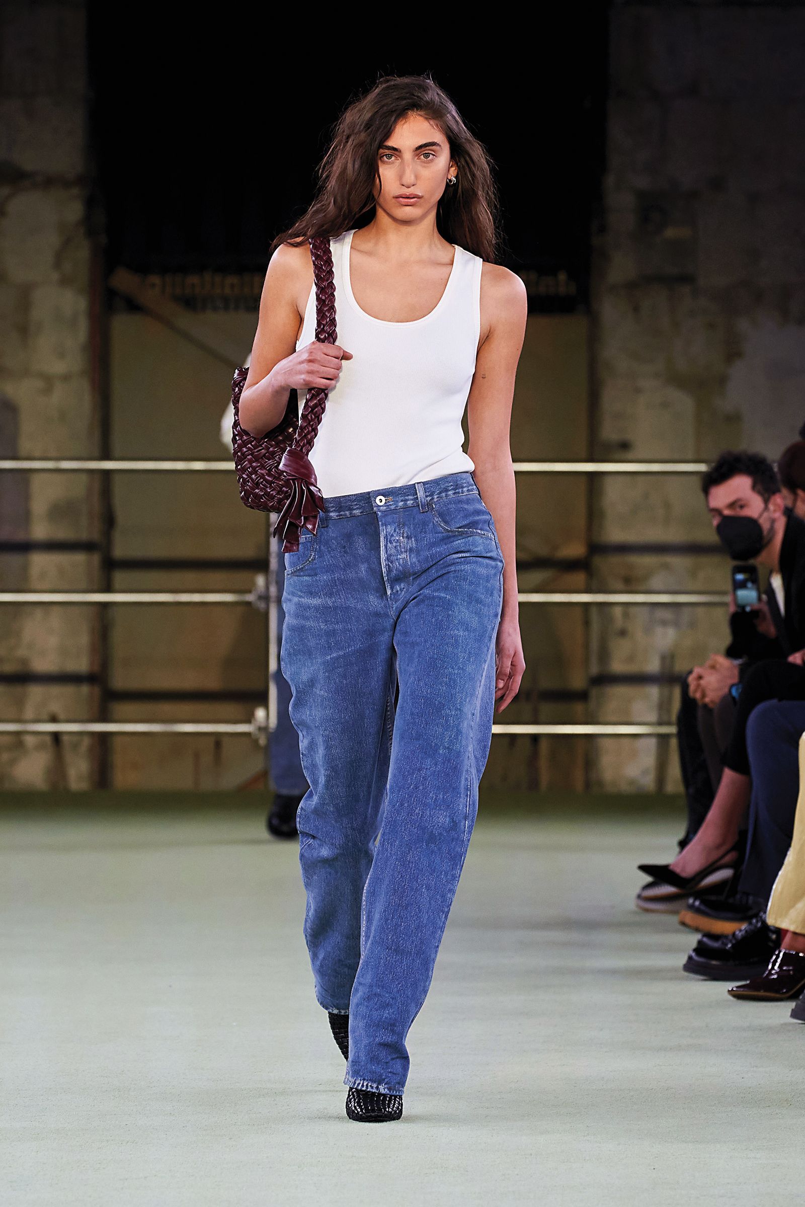 【靚鑑賞】玩皮比不過你BOTTEGA VENETA