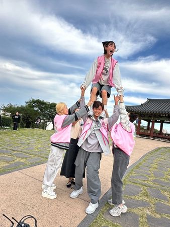 ▲巫苡萱許願要有一位開小牛跑車男友。（圖／民視提供）