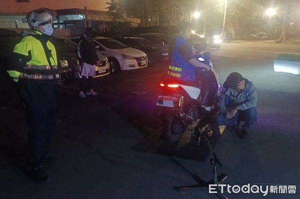 ▲中壢警分局與監理站、環保局共同執行「靜桃專案」聯合稽查任務。（圖／中壢警分局提供）