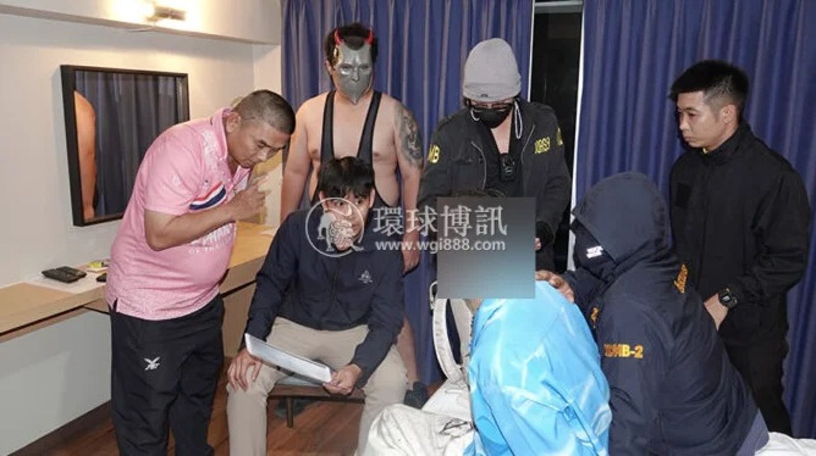 【41J肉聲】中國男遊泰性侵女大生　泰警相助他玩多P！假扮「變態假面」告捷逮东谈主