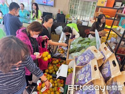 大推農會超好買!她笑「當Olive Young在逛」:買到被店員歡送