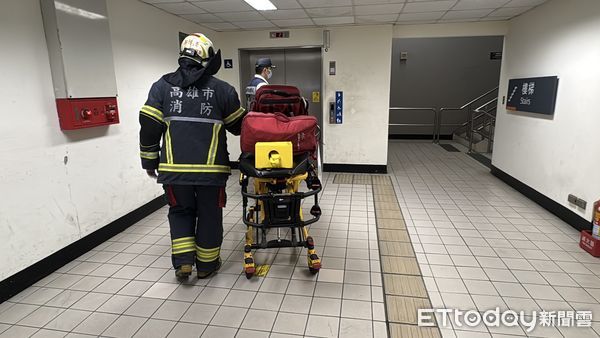 	▲左營高鐵發生旅客落軌。（圖／記者吳世龍攝）